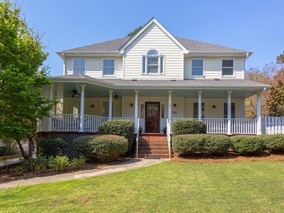 100 Glenview Pl