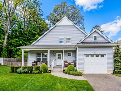3 Clear Creek Court