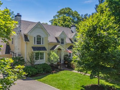 1 Kenilworth Cir