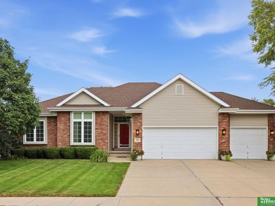 7111 S 167th Cir