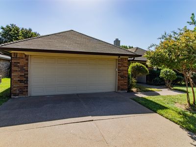 8220 Willis Ln