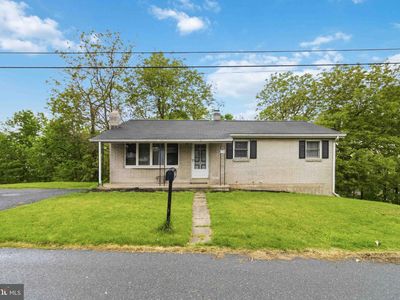 Property at 739 S 6th St, Harrisburg, PA
