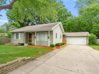 144 Floral Ave