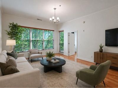 384 Ralph McGill Blvd NE Unit 301
