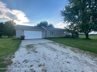 Property at 10015 N Wheaton Rd, Grand Ledge, MI