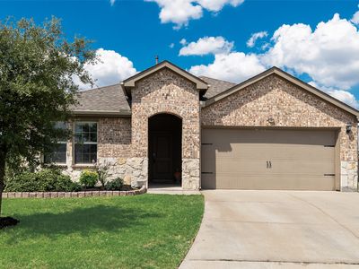 4301 Pyramid Dr