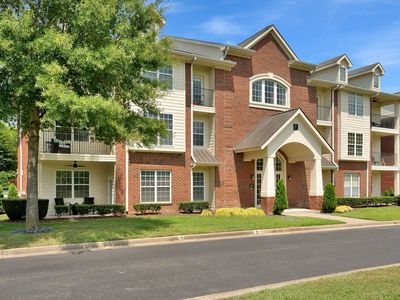 3201 Aspen Grove Dr APT F2