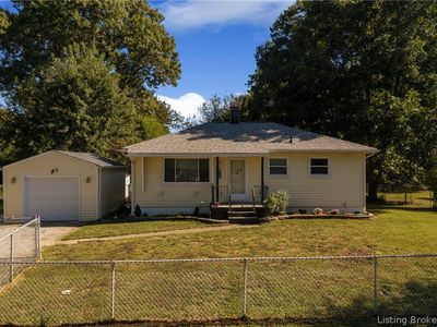 5 Grandview Drive