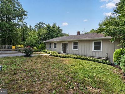 1045 Skyview Dr