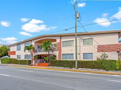 7840 Harding Ave APT 3