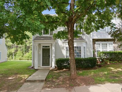 208 Walnut Woods Dr