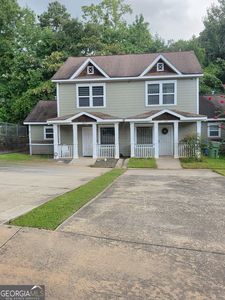1011 Estes Dr SW #B2