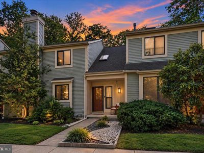 3 Dorset Dr