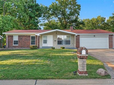 3865 Belcroft Dr