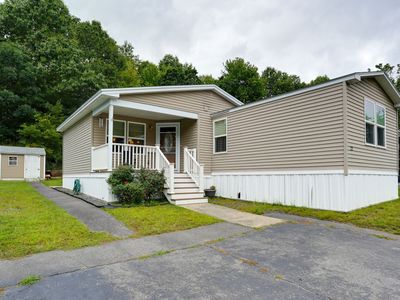 27 Sonia Dr
