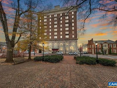 500 Court Sq APT 706