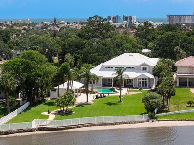 626 Riverside Dr