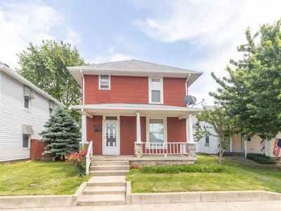 822 S 18th St