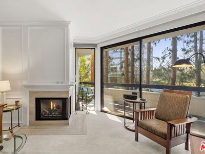 2102 Century Park Ln APT 215