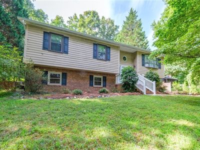 Property at 1121 Century Park Ave, Kernersville, NC