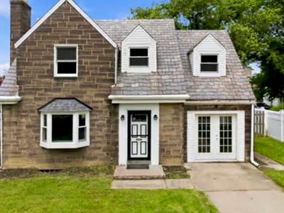 Property at 1419 Pacific Ave, Natrona Heights, PA