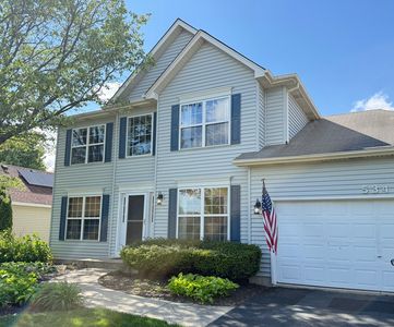 Property at 534 Chestnut Dr, Oswego, IL