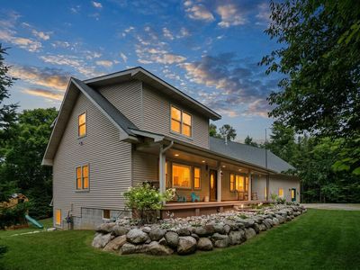 1520 Valley Dr