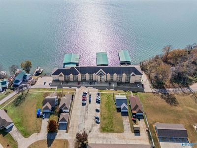 5590 Bay Village Dr UNIT 104