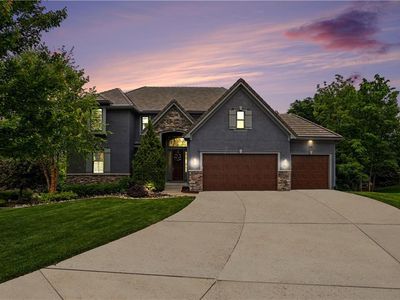 8831 Vista Dr