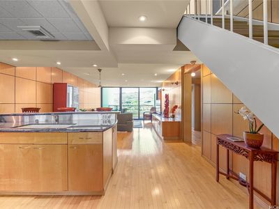 500 Lunalilo Home Rd PENTHOUSE 28K