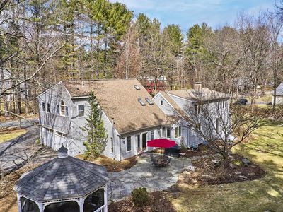 127 Spectacle Pond Rd