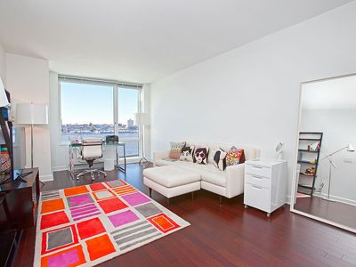 100 Riverside Blvd APT 11J