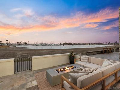 3490 Bayside Walk #A