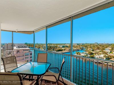 299 N Riverside Dr PENTHOUSE 8