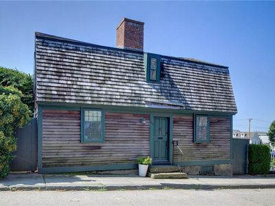 27 William St