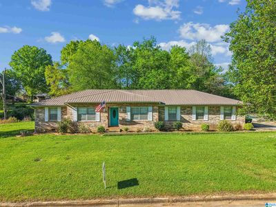 1112 Dogwood Cir