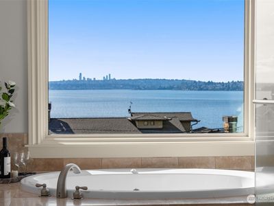 410 8th Avenue W