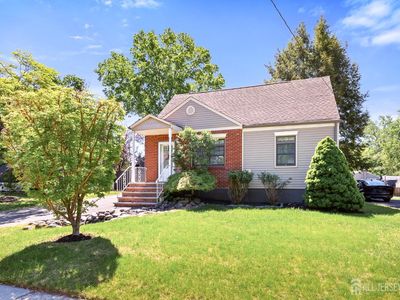 817 Dunellen Ave