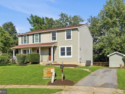 1572 Carey Pl