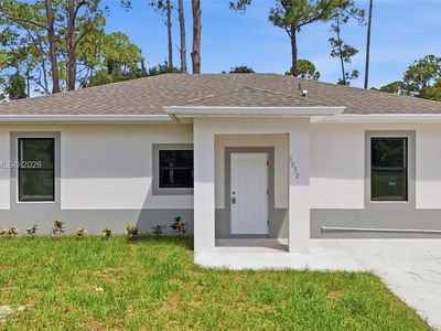 156 Carousel Ave