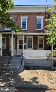 1861 Chestnut Ave