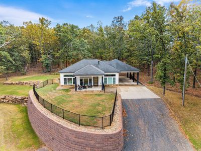 8325 Greer Rd