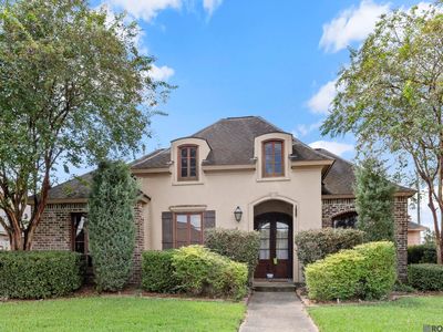 2058 Pointe South Dr