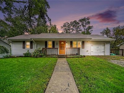 Property at 206 Vine St, Platte City, MO