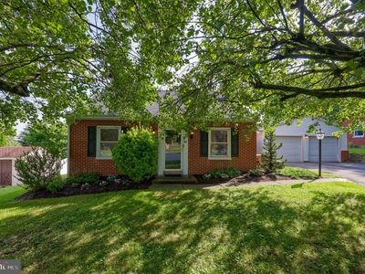 Property at 94 Lancaster Ave, Strasburg, PA