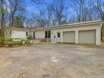 Property at 2437 E 100th St, Grant, MI