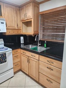 1725 W 60th St APT F202