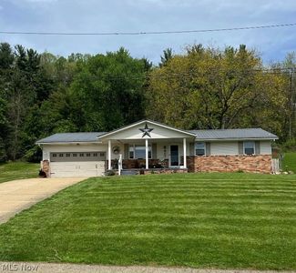 Property at 202 Ridgewood Blvd, Minerva, OH