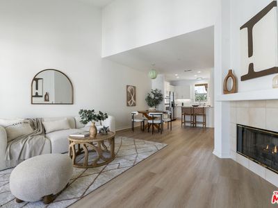 5935 Playa Vista Dr APT 410