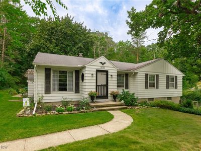 Property at 9770 Wrenwood Dr, Kirtland, OH